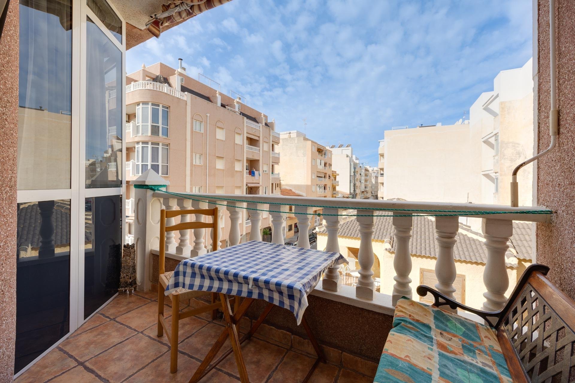 Resale - Apartamento - Torrevieja - Playa del Cura