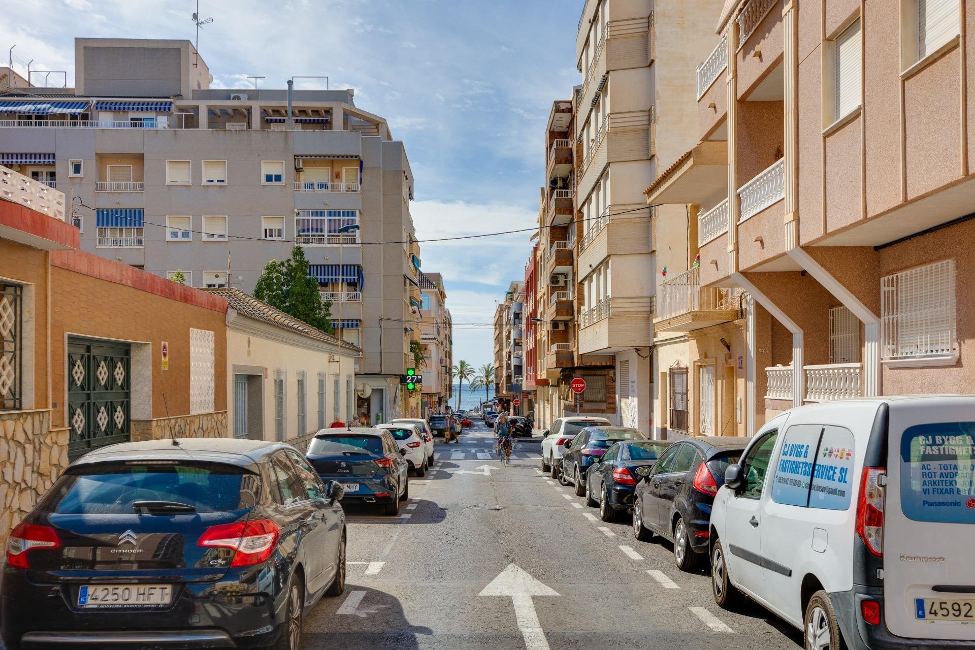 Resale - Apartamento - Torrevieja - Playa del Cura