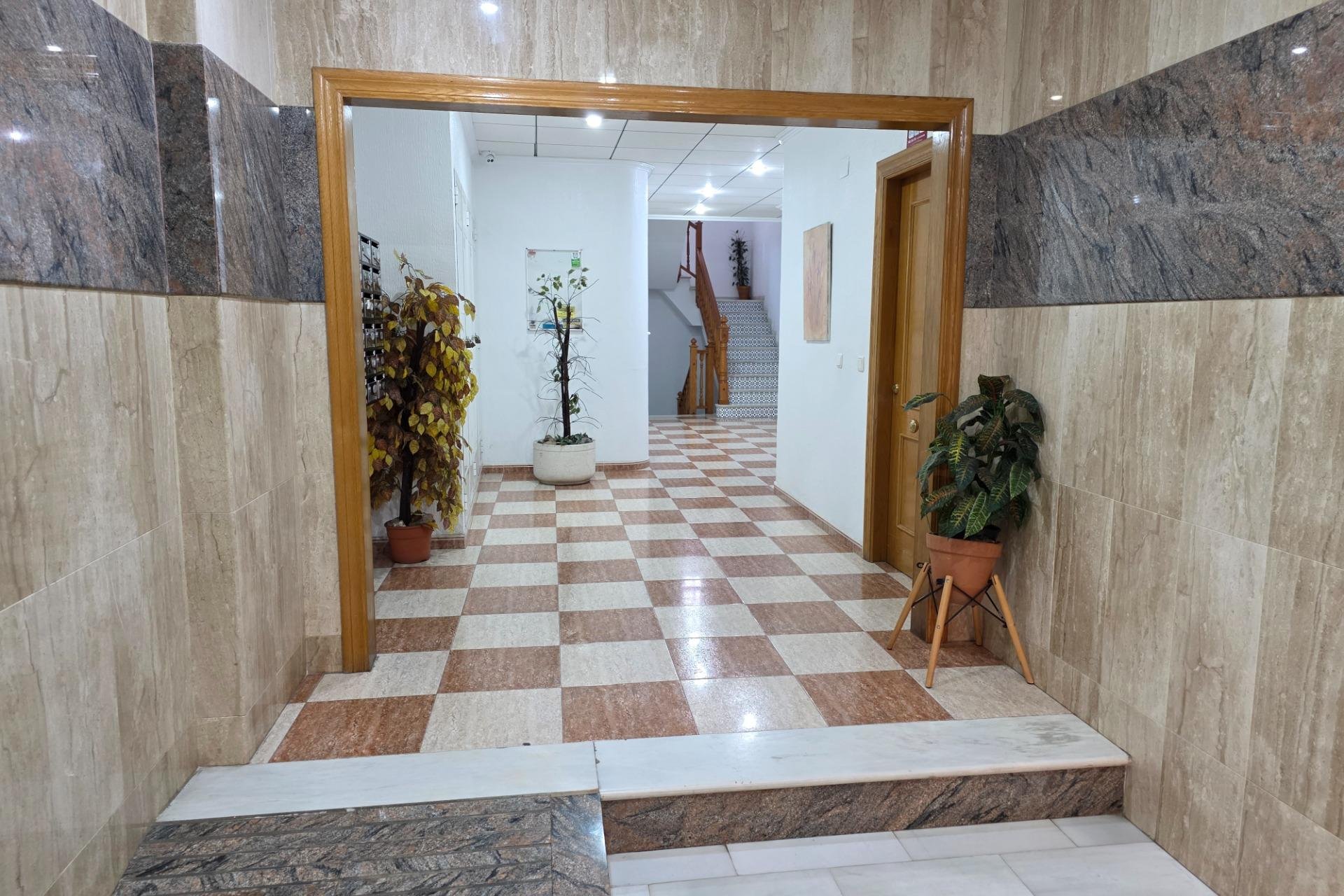 Resale - Apartamento - Torrevieja - Playa del Cura