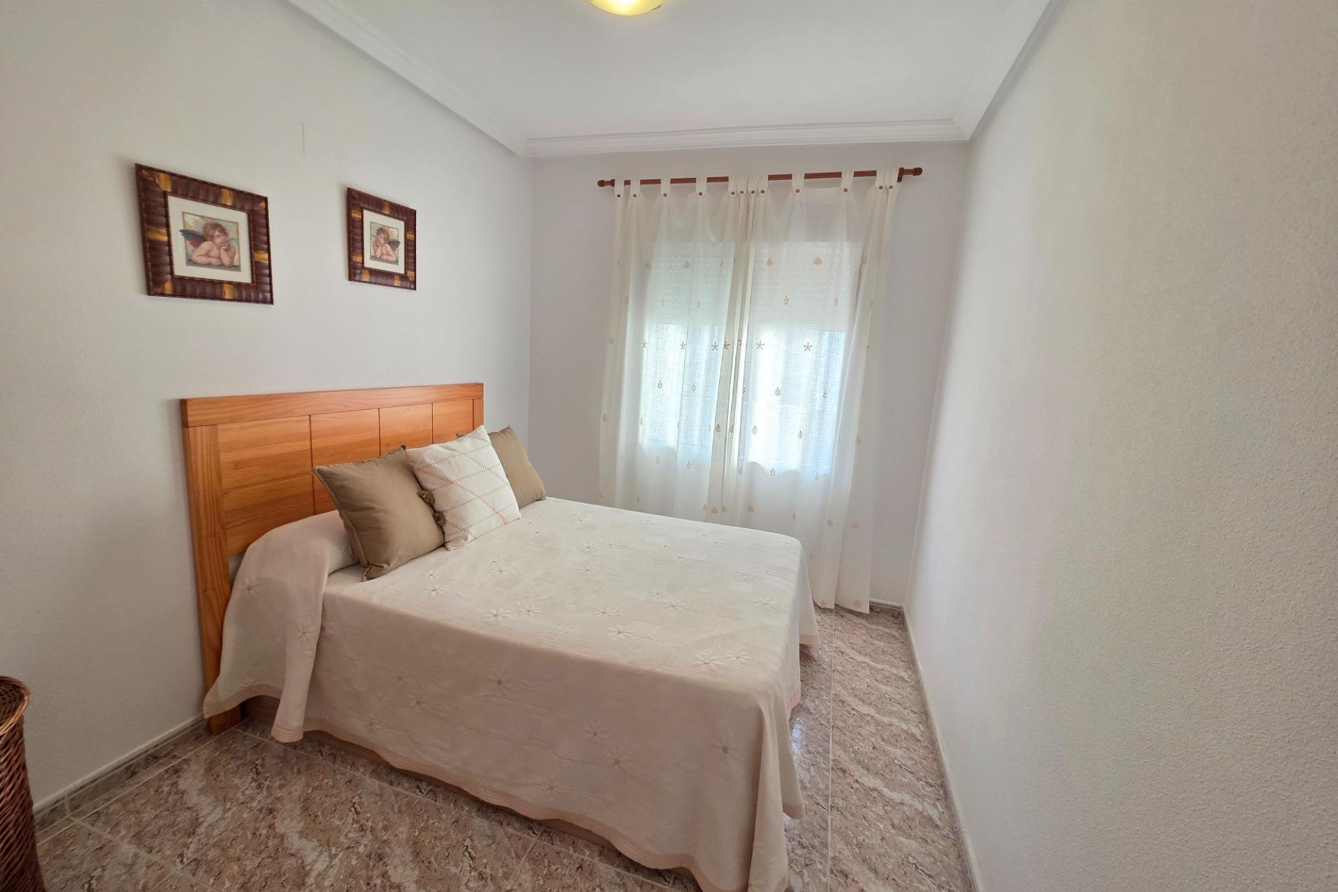 Resale - Apartamento - Torrevieja - Playa del Cura