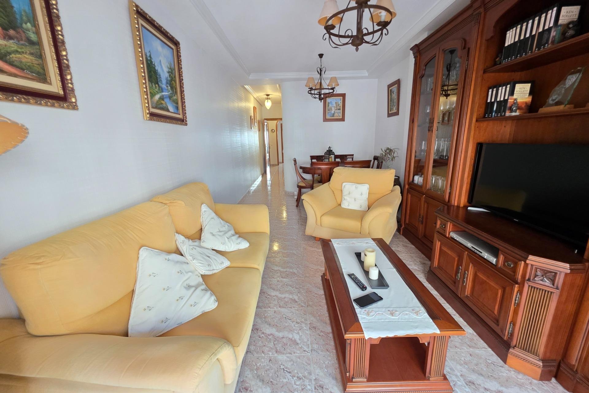 Resale - Apartamento - Torrevieja - Playa del Cura