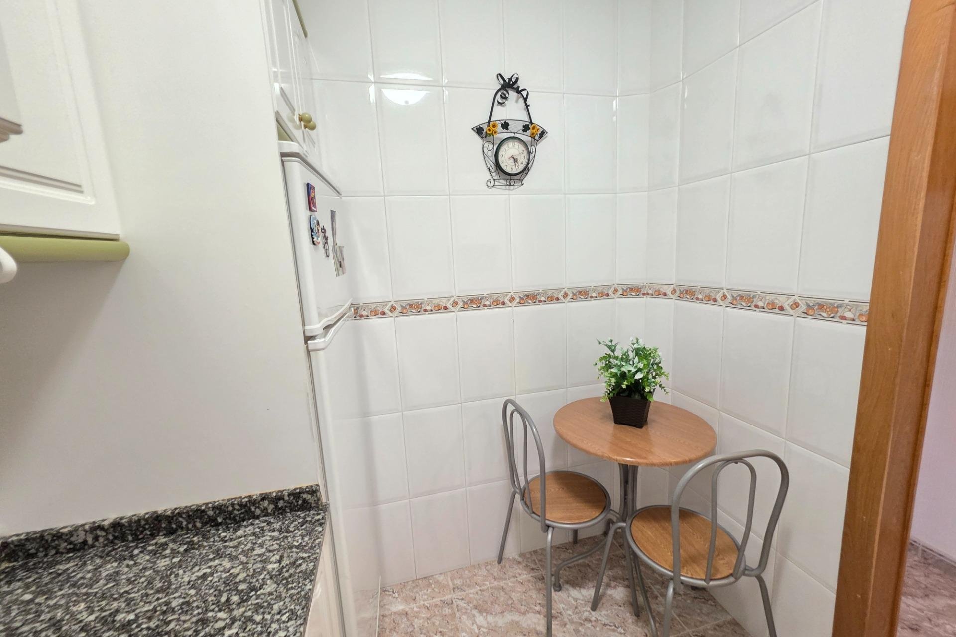 Resale - Apartamento - Torrevieja - Playa del Cura