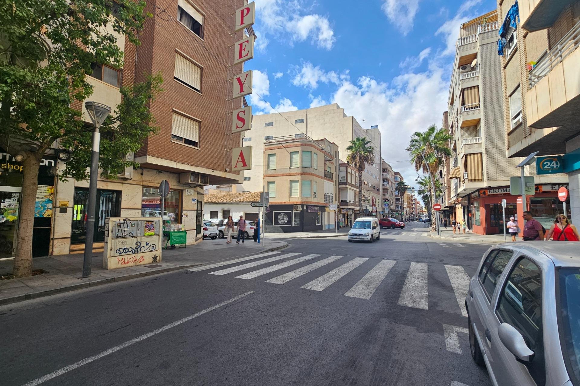 Resale - Apartamento - Torrevieja - Playa del Cura