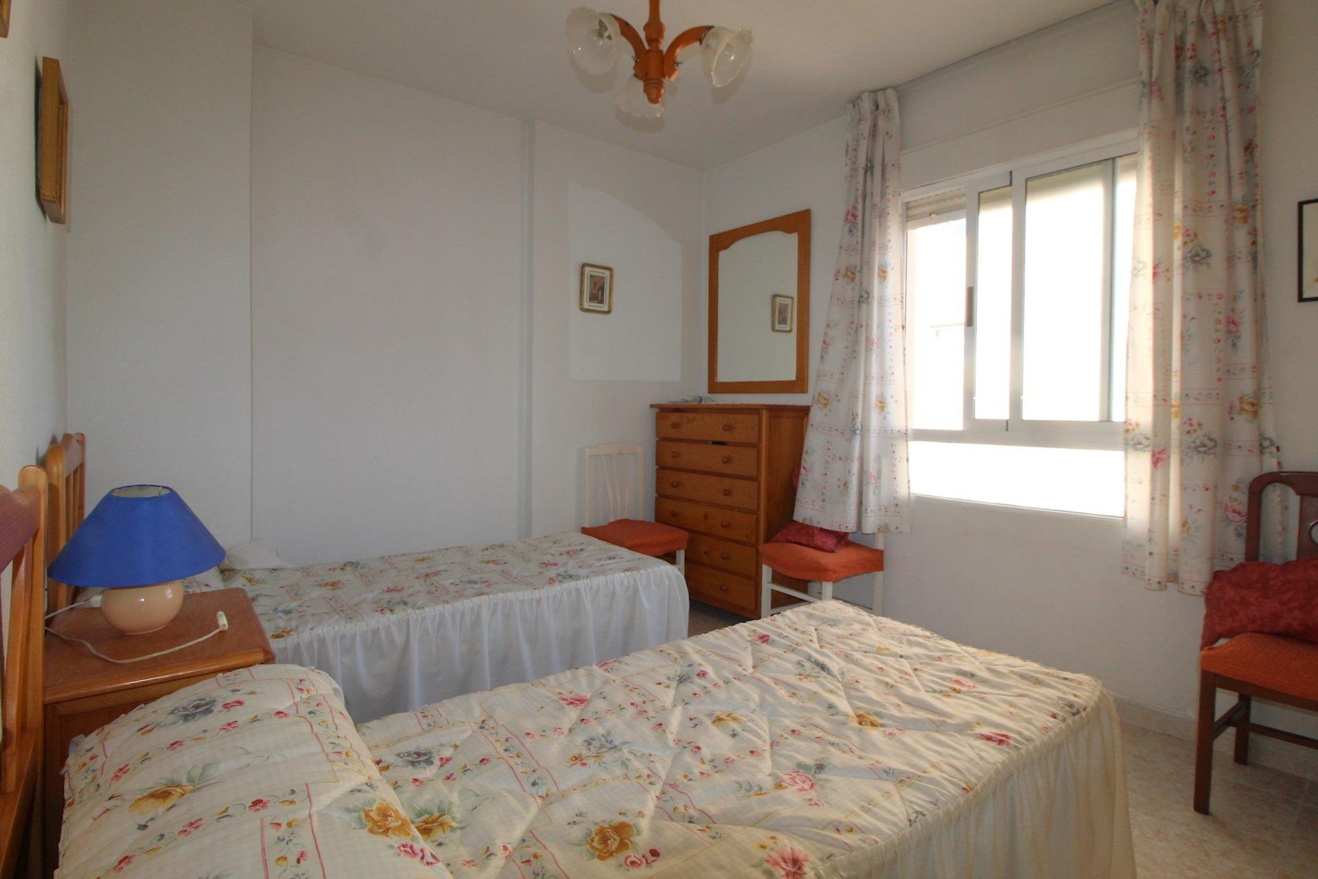 Resale - Apartamento - Torrevieja - Playa del Cura