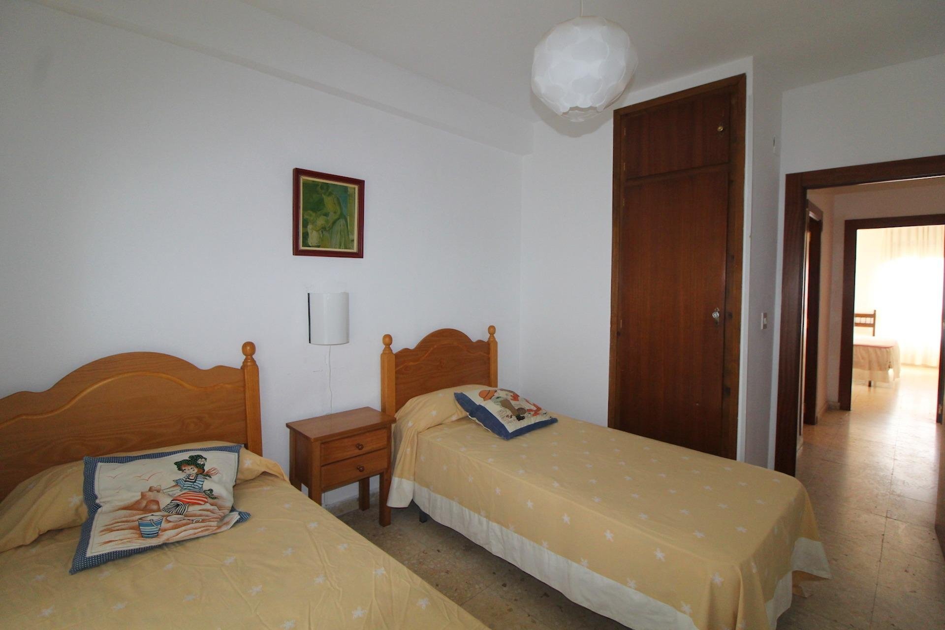 Resale - Apartamento - Torrevieja - Playa del Cura