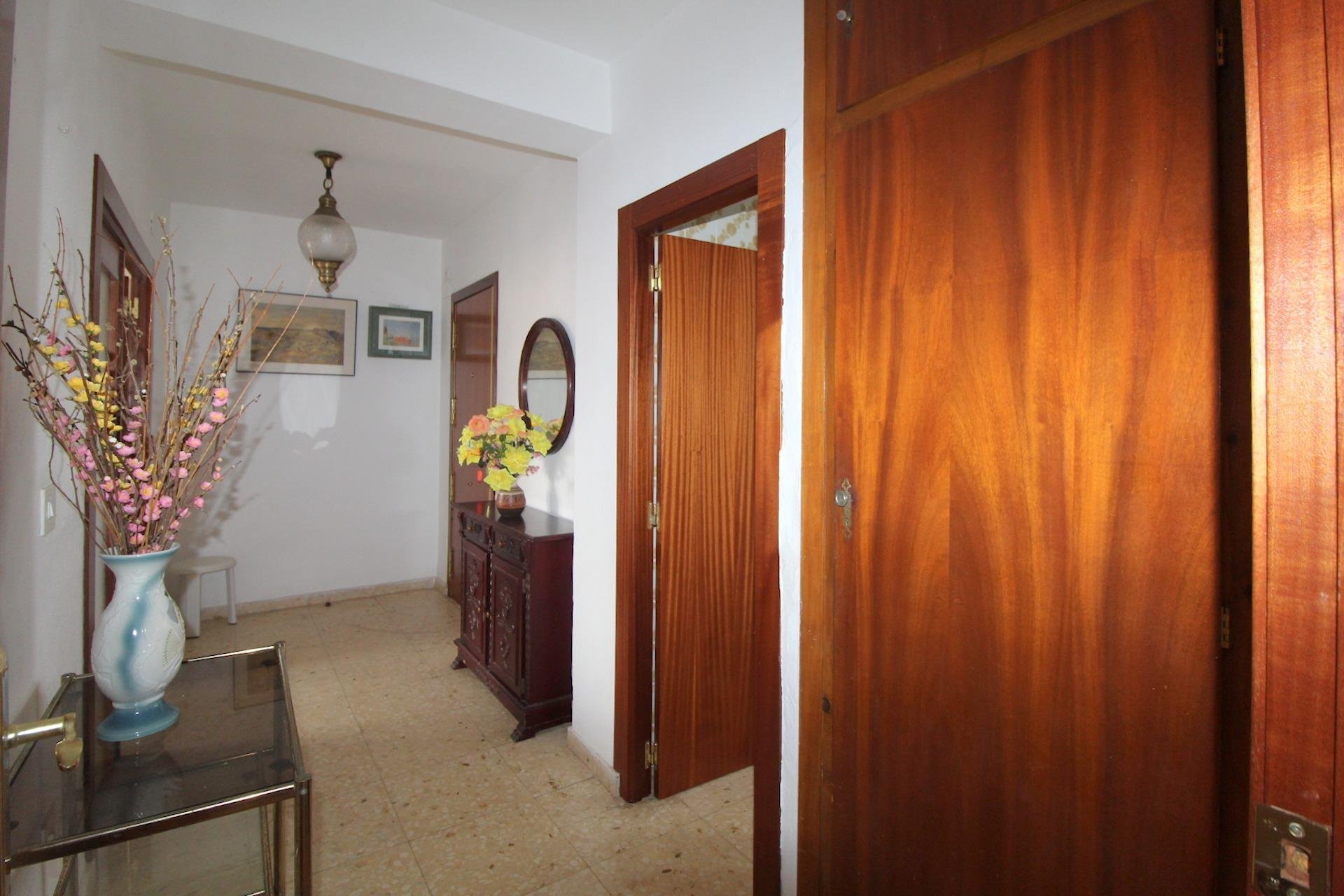 Resale - Apartamento - Torrevieja - Playa del Cura