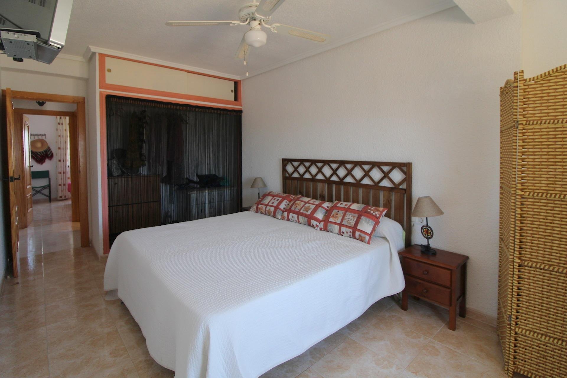 Resale - Apartamento - Torrevieja - Playa del Cura