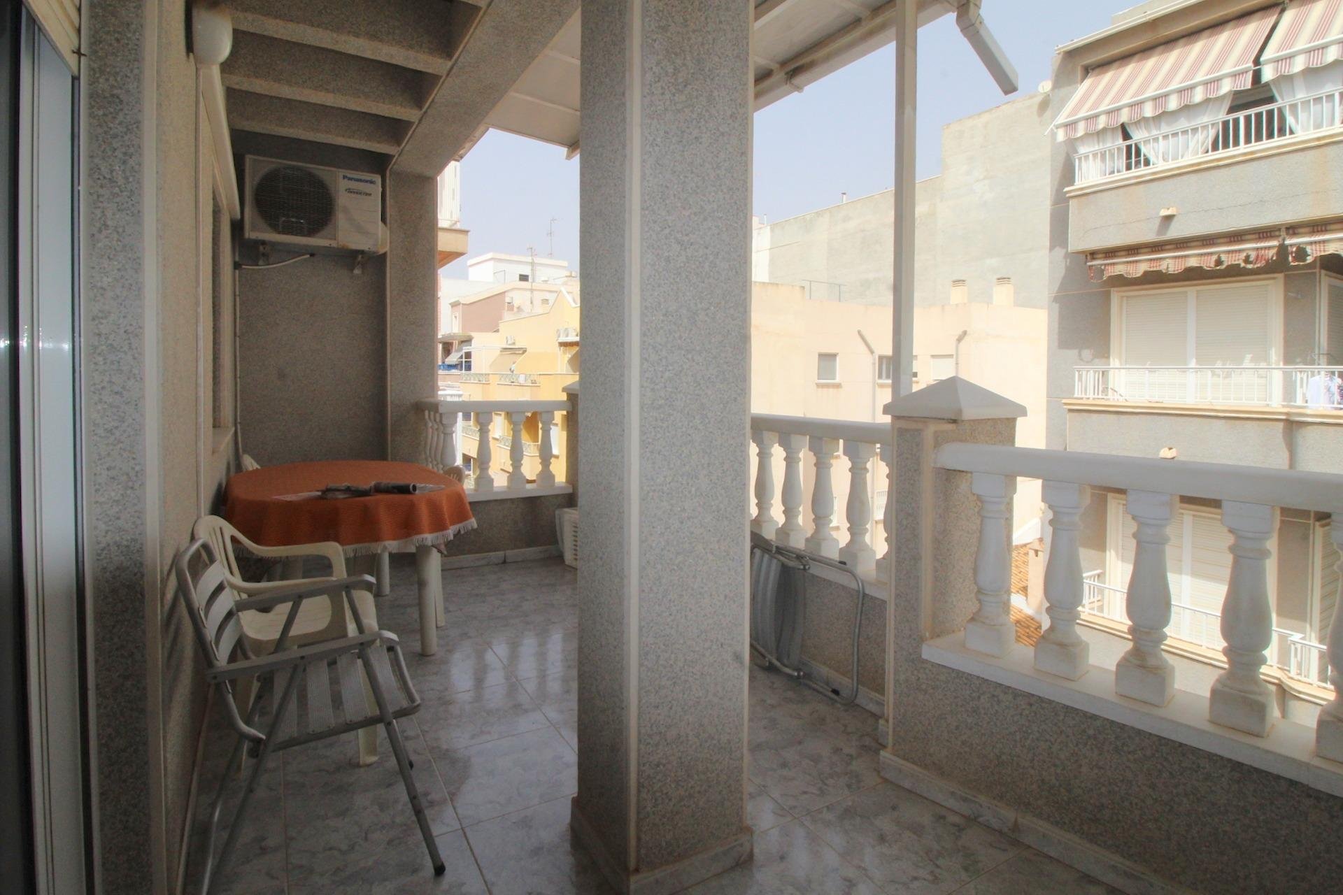 Resale - Apartamento - Torrevieja - Playa del Cura