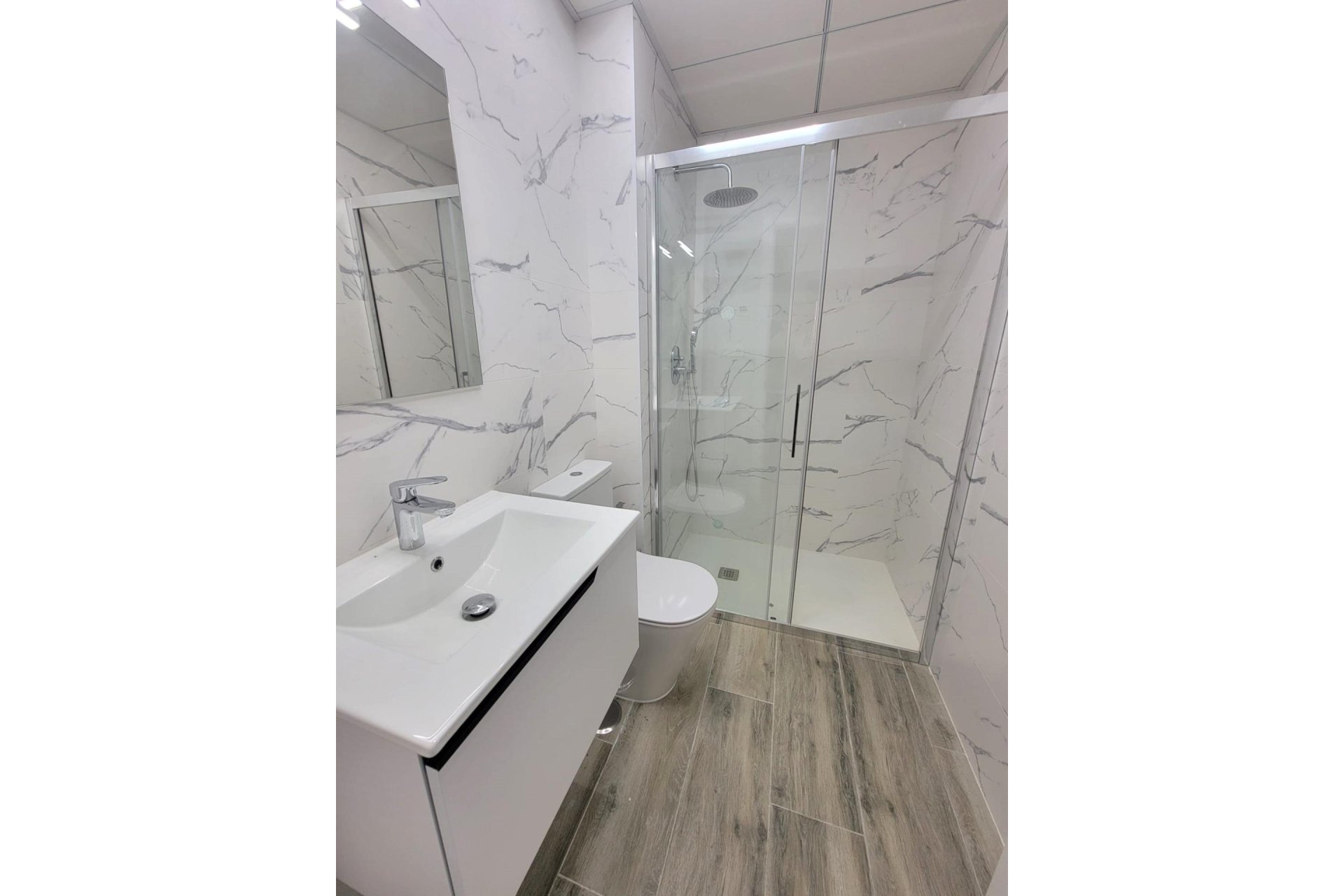 Resale - Apartamento - Torrevieja - Playa del Cura