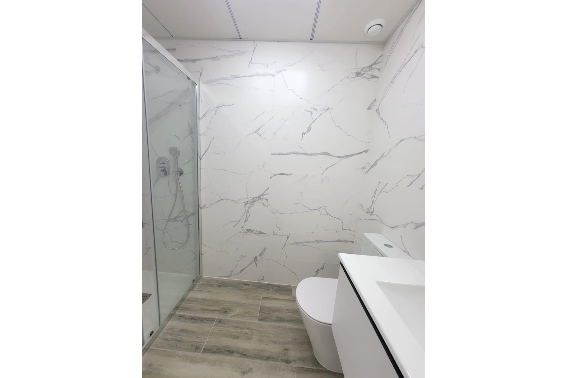 Resale - Apartamento - Torrevieja - Playa del Cura