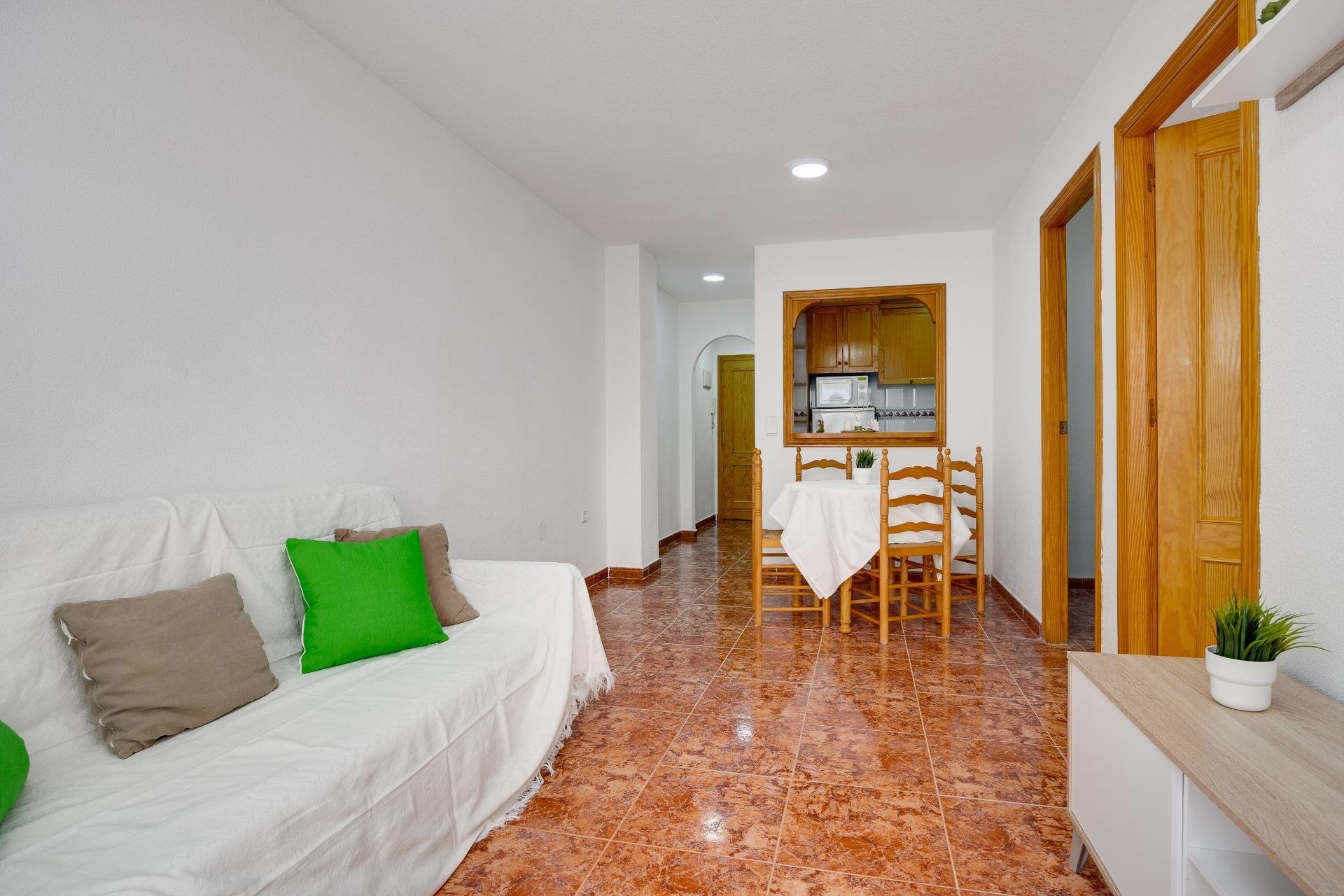 Resale - Apartamento - Torrevieja - Playa del Cura