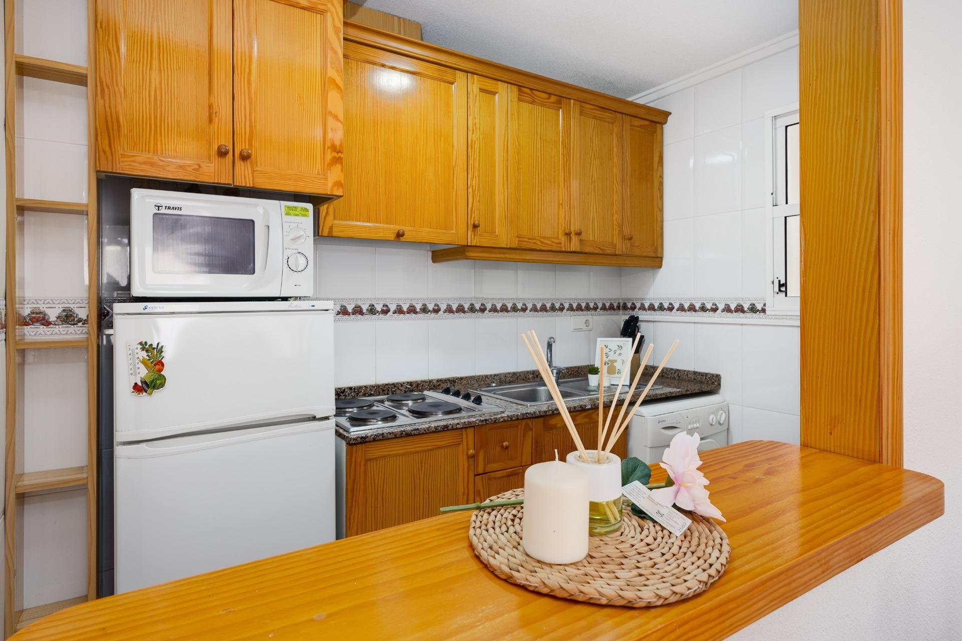 Resale - Apartamento - Torrevieja - Playa del Cura