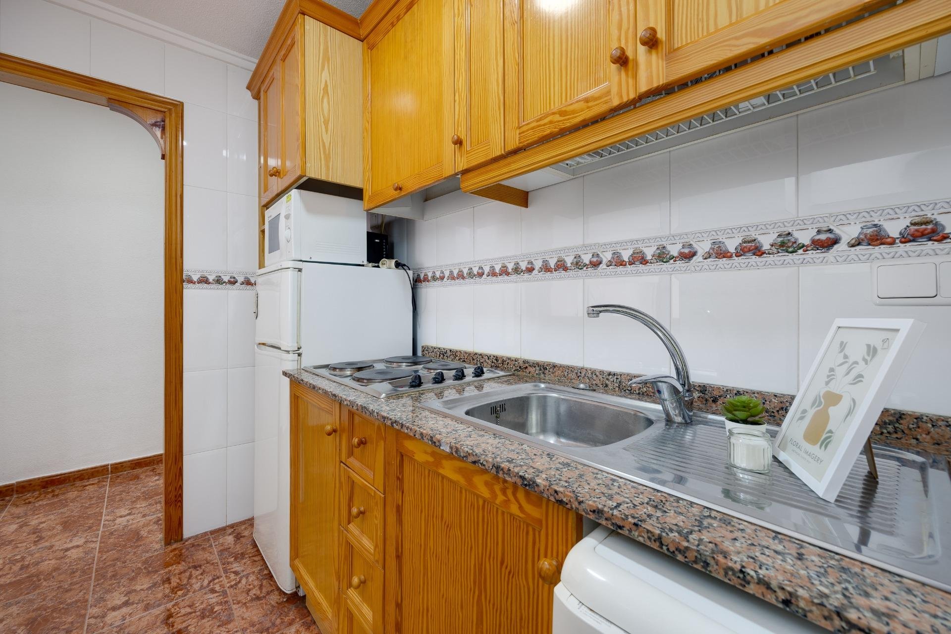 Resale - Apartamento - Torrevieja - Playa del Cura