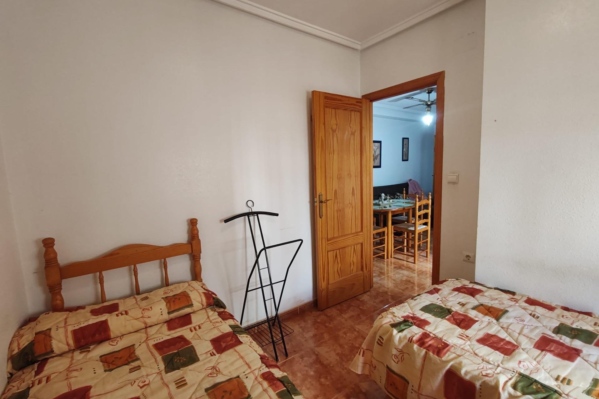 Resale - Apartamento - Torrevieja - Playa del Cura