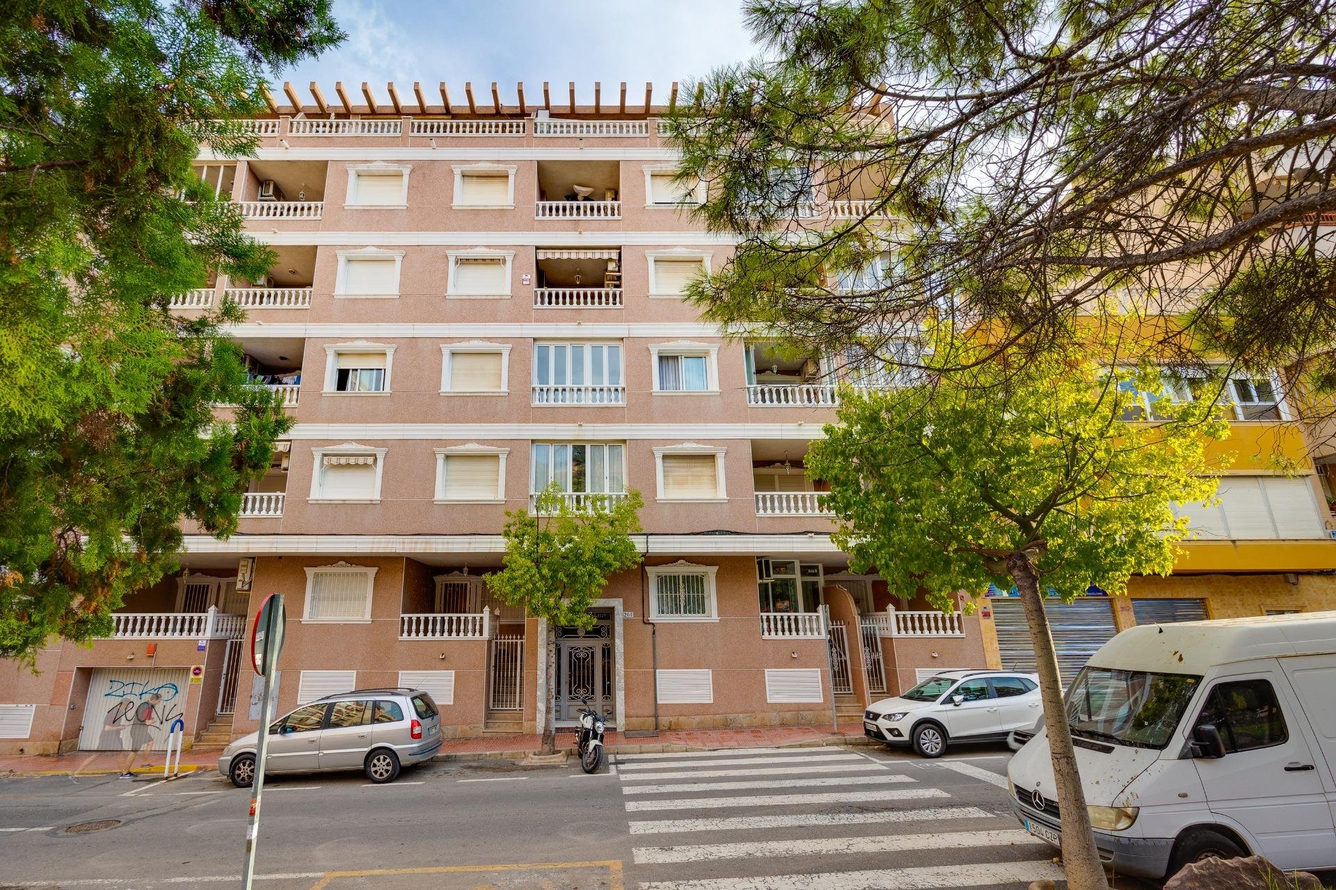 Resale - Apartamento - Torrevieja - Playa del Cura