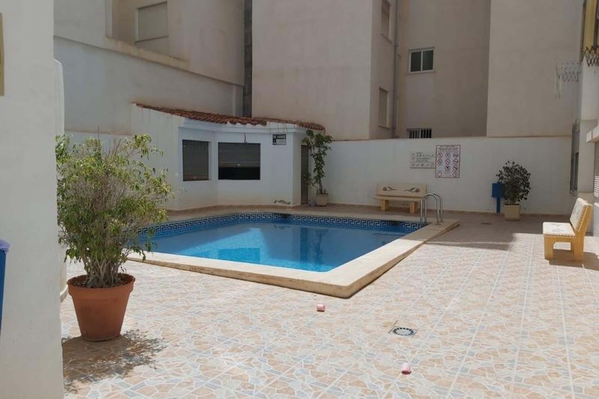 Resale - Apartamento - Torrevieja - Playa del Cura