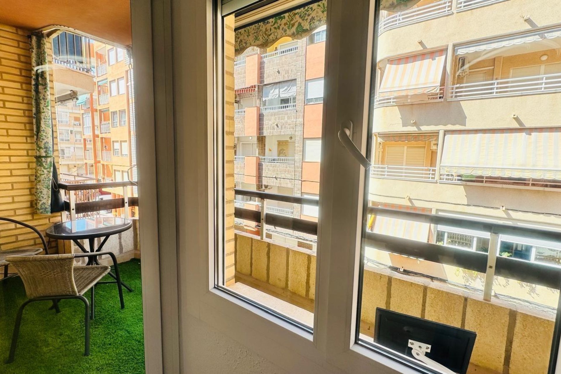 Resale - Apartamento - Torrevieja - Playa del Cura