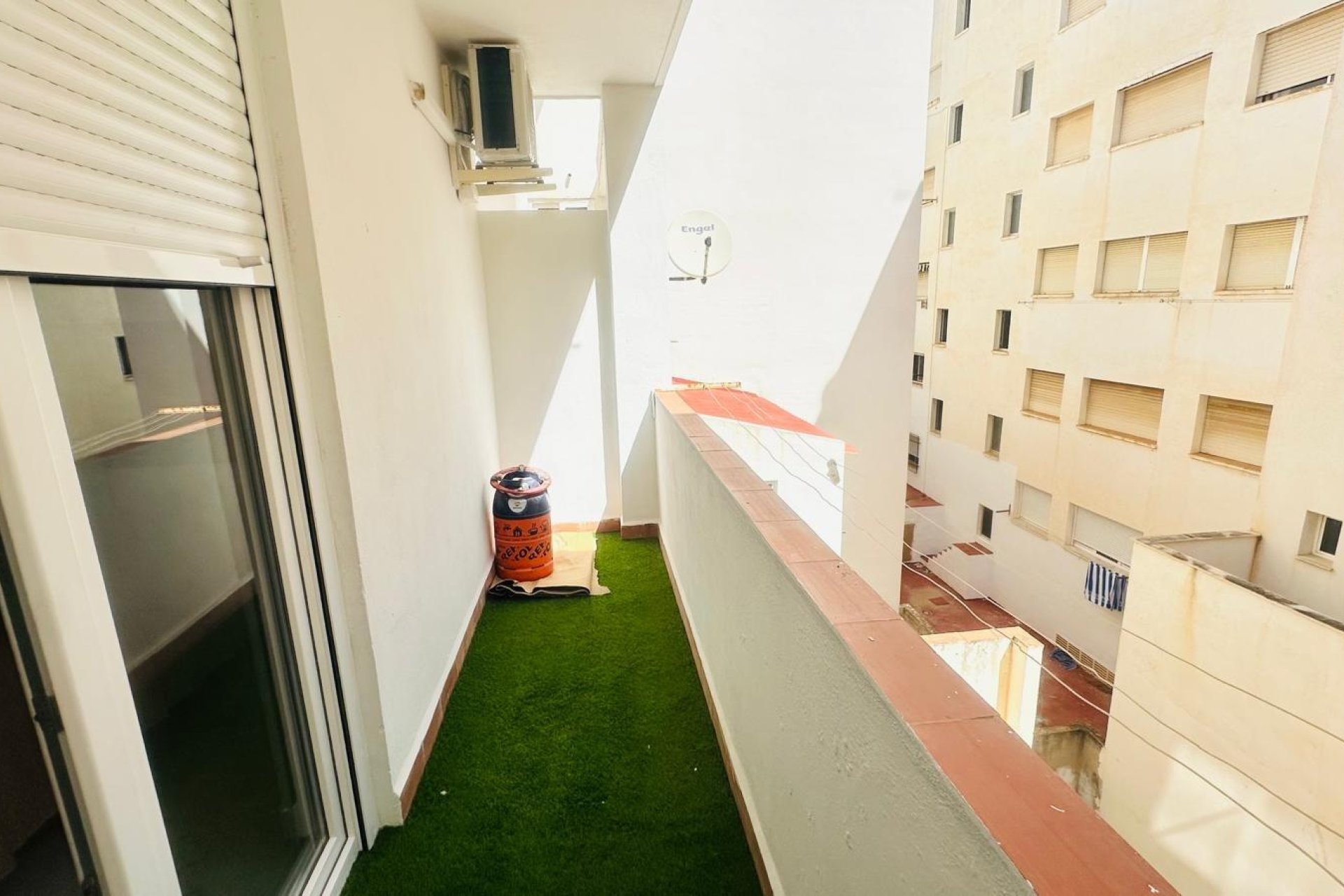 Resale - Apartamento - Torrevieja - Playa del Cura