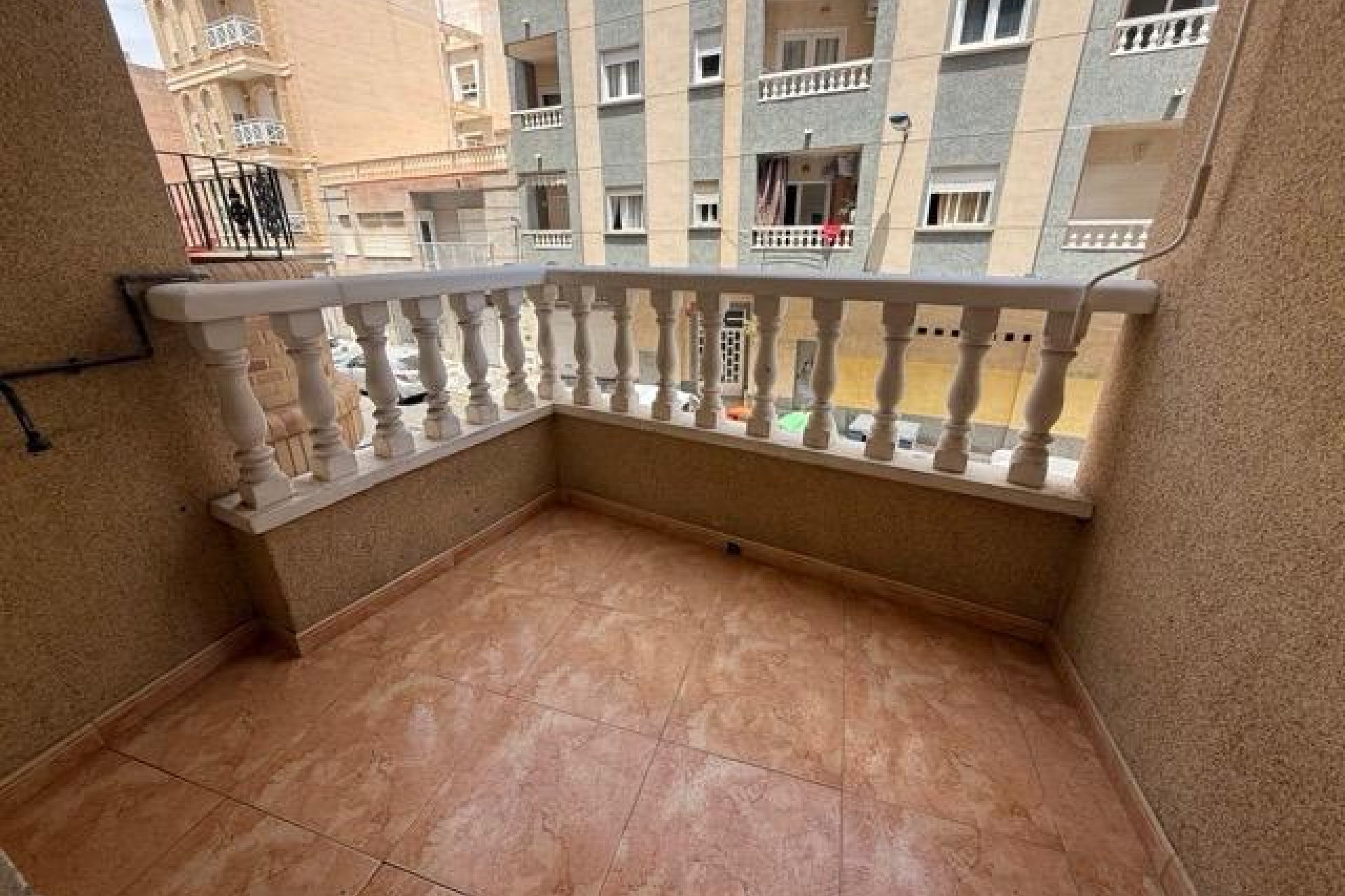Resale - Apartamento - Torrevieja - Playa del Cura