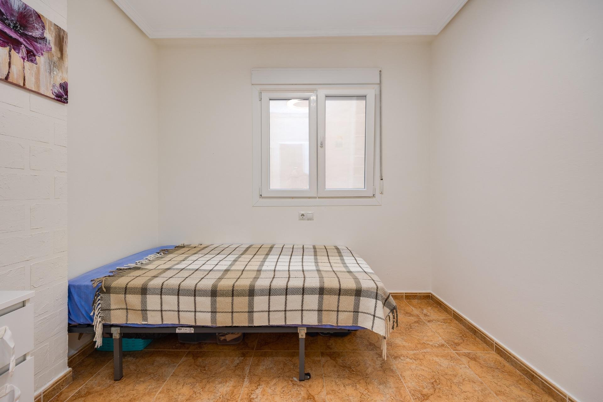 Resale - Apartamento - Torrevieja - Playa del Cura