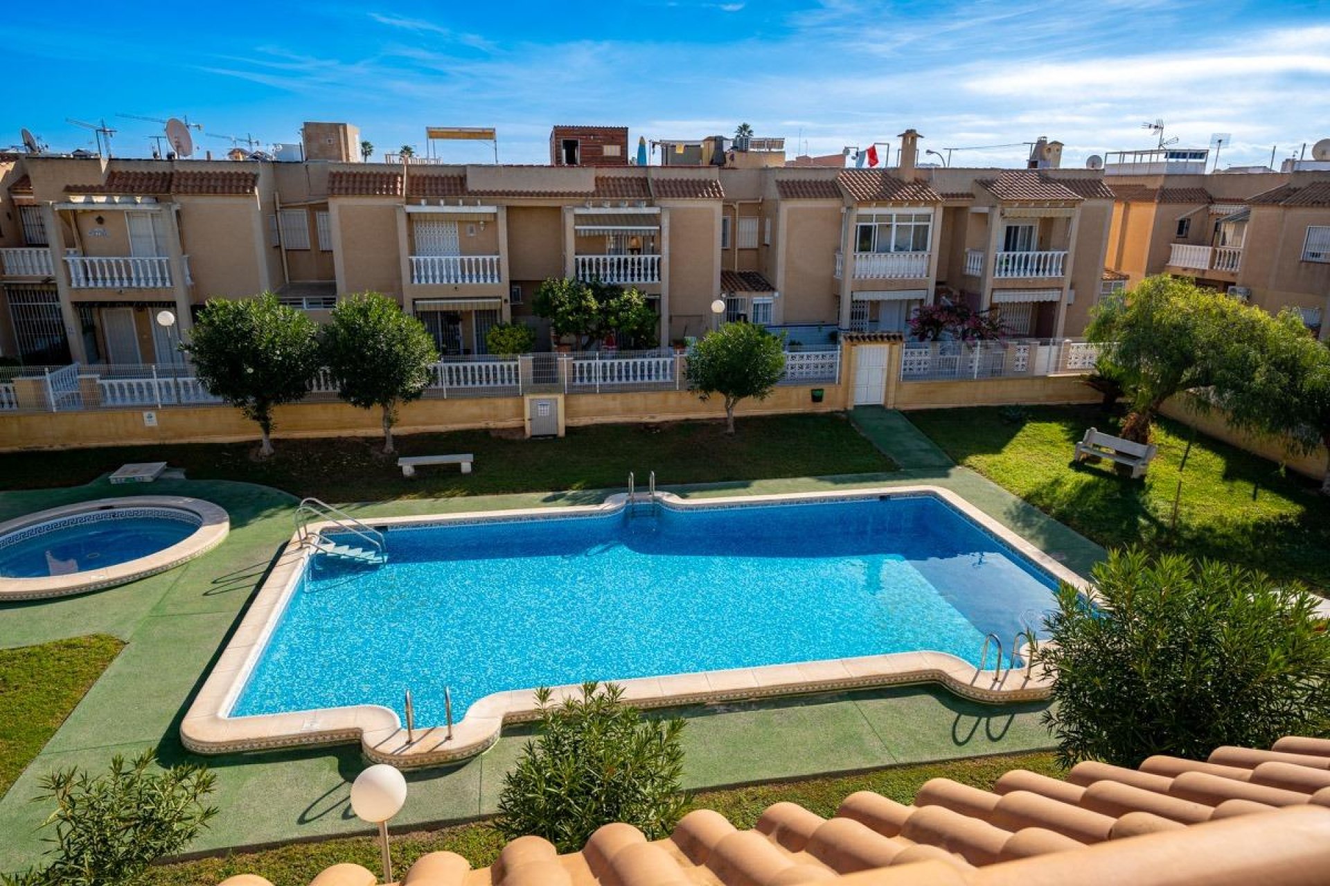 Resale - Apartamento - Torrevieja - Playa del Cura