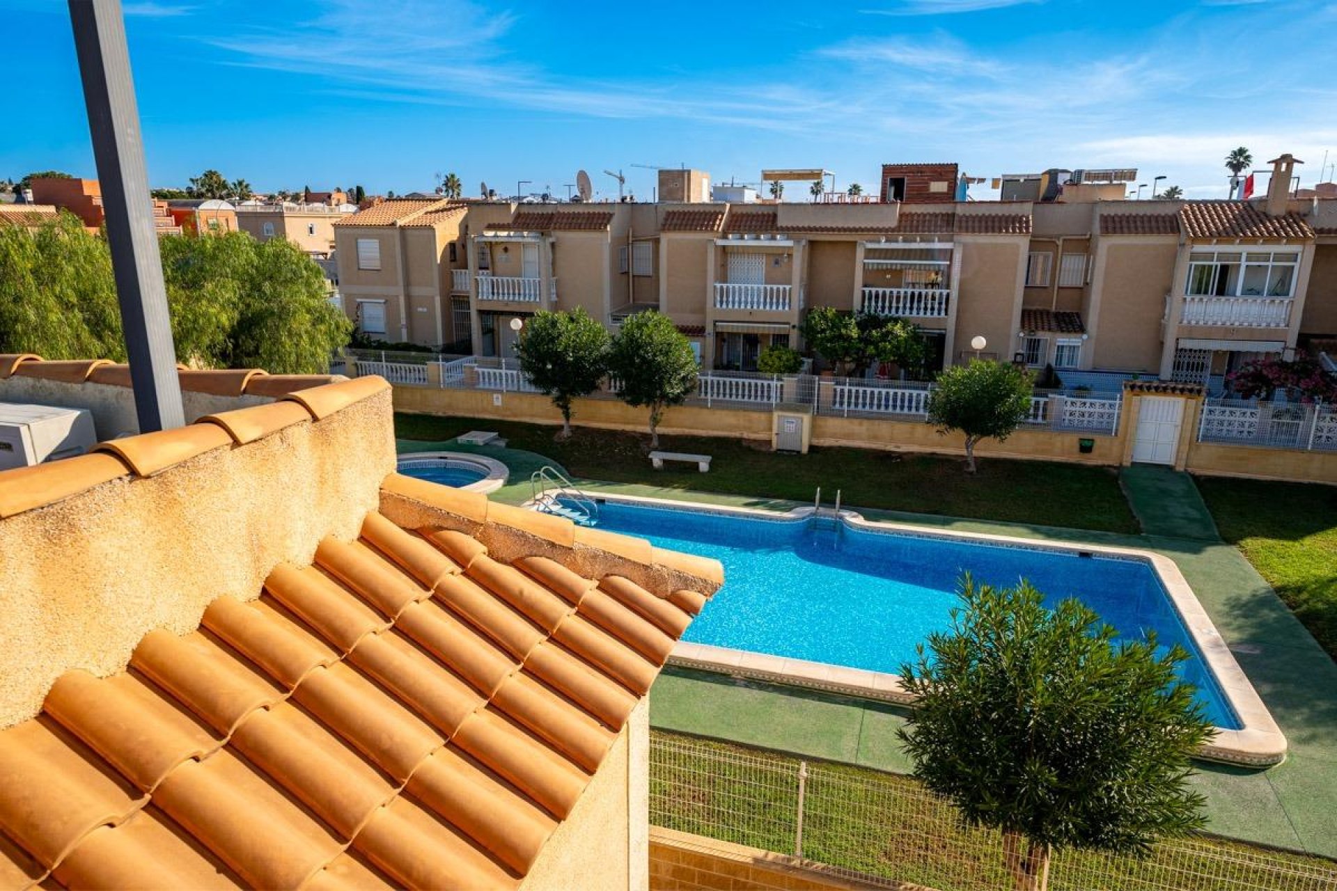 Resale - Apartamento - Torrevieja - Playa del Cura