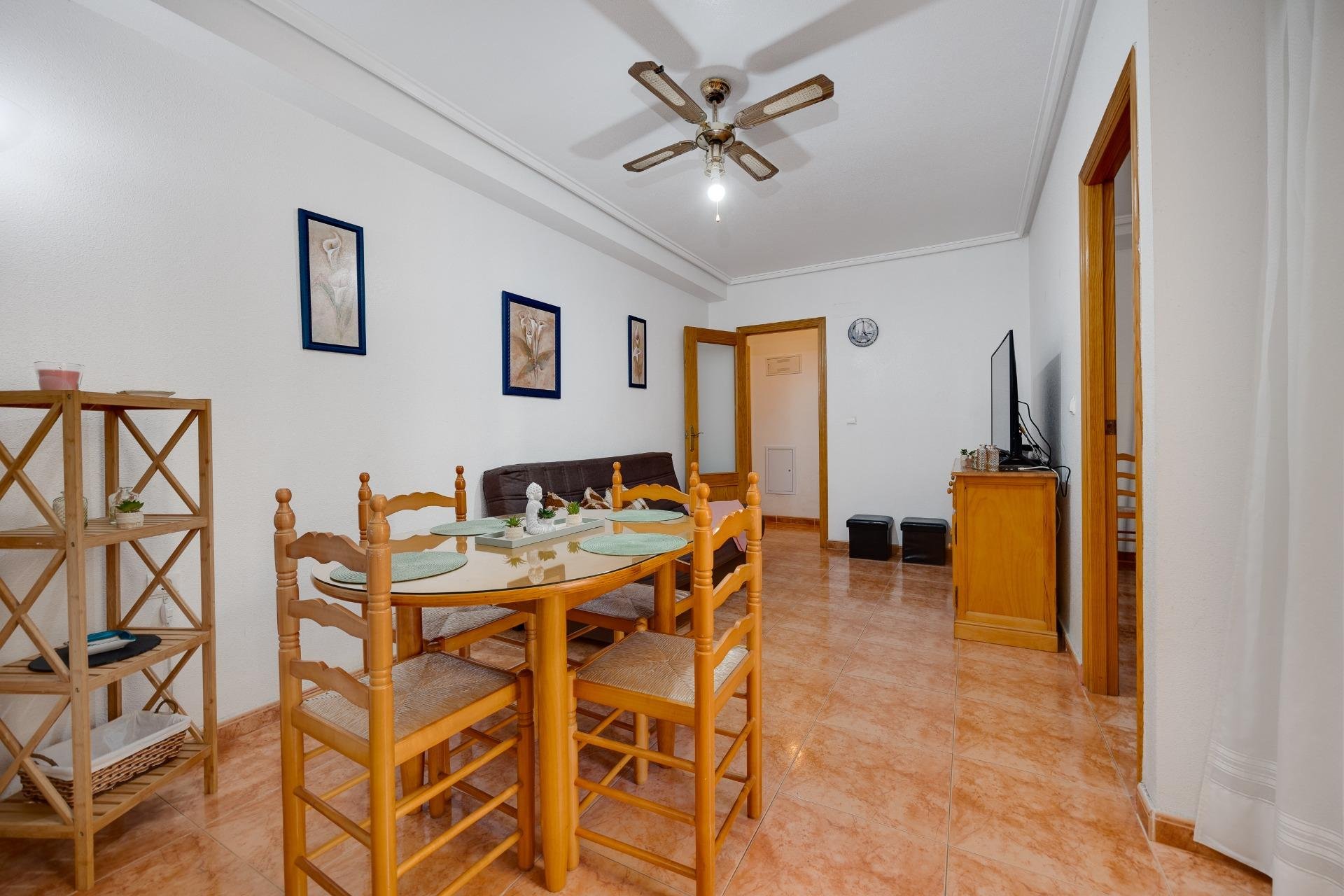 Resale - Apartamento - Torrevieja - Playa del Cura