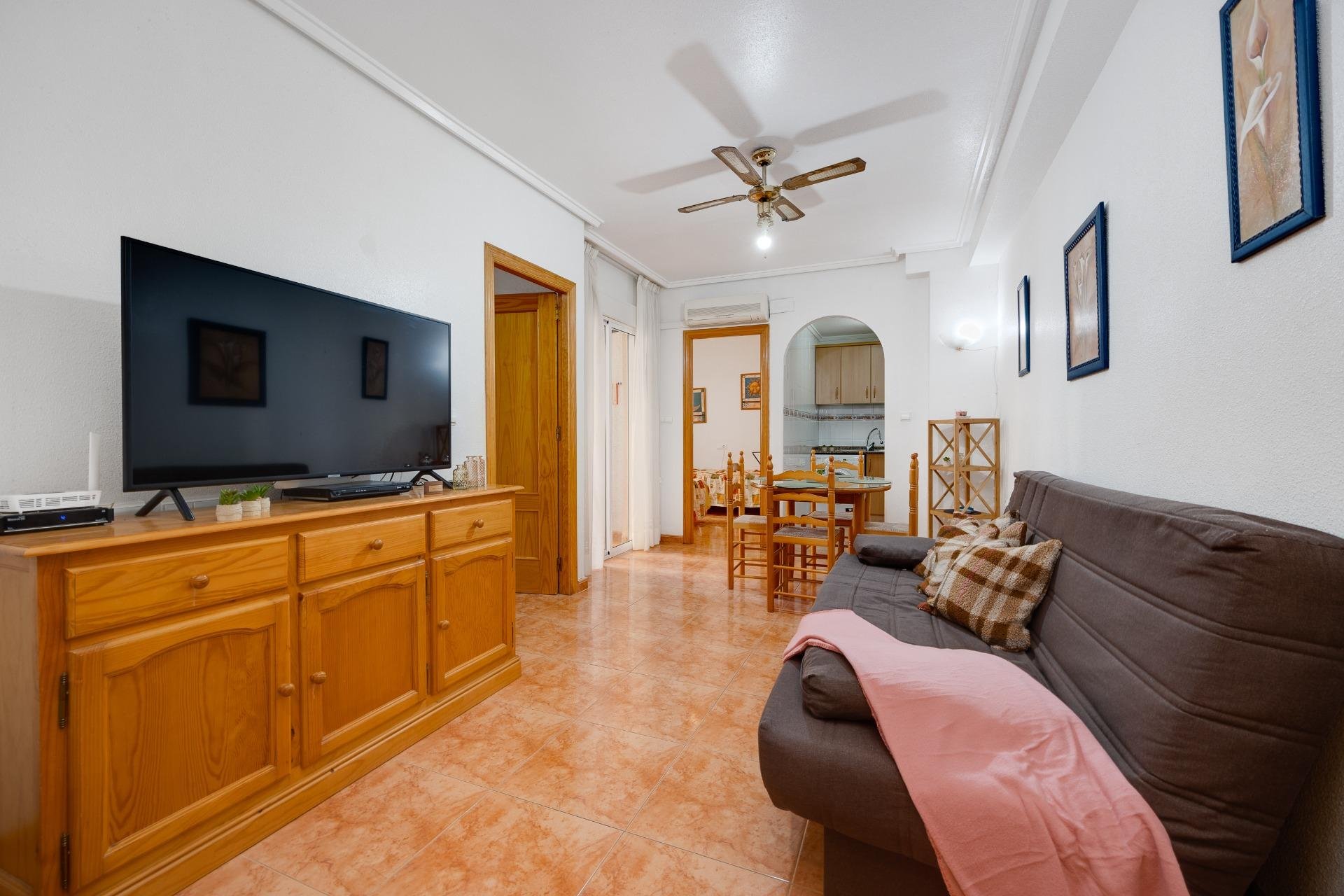 Resale - Apartamento - Torrevieja - Playa del Cura