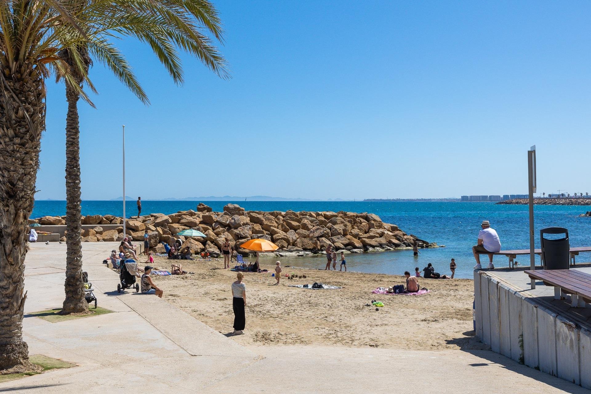 Resale - Apartamento - Torrevieja - Playa del Cura