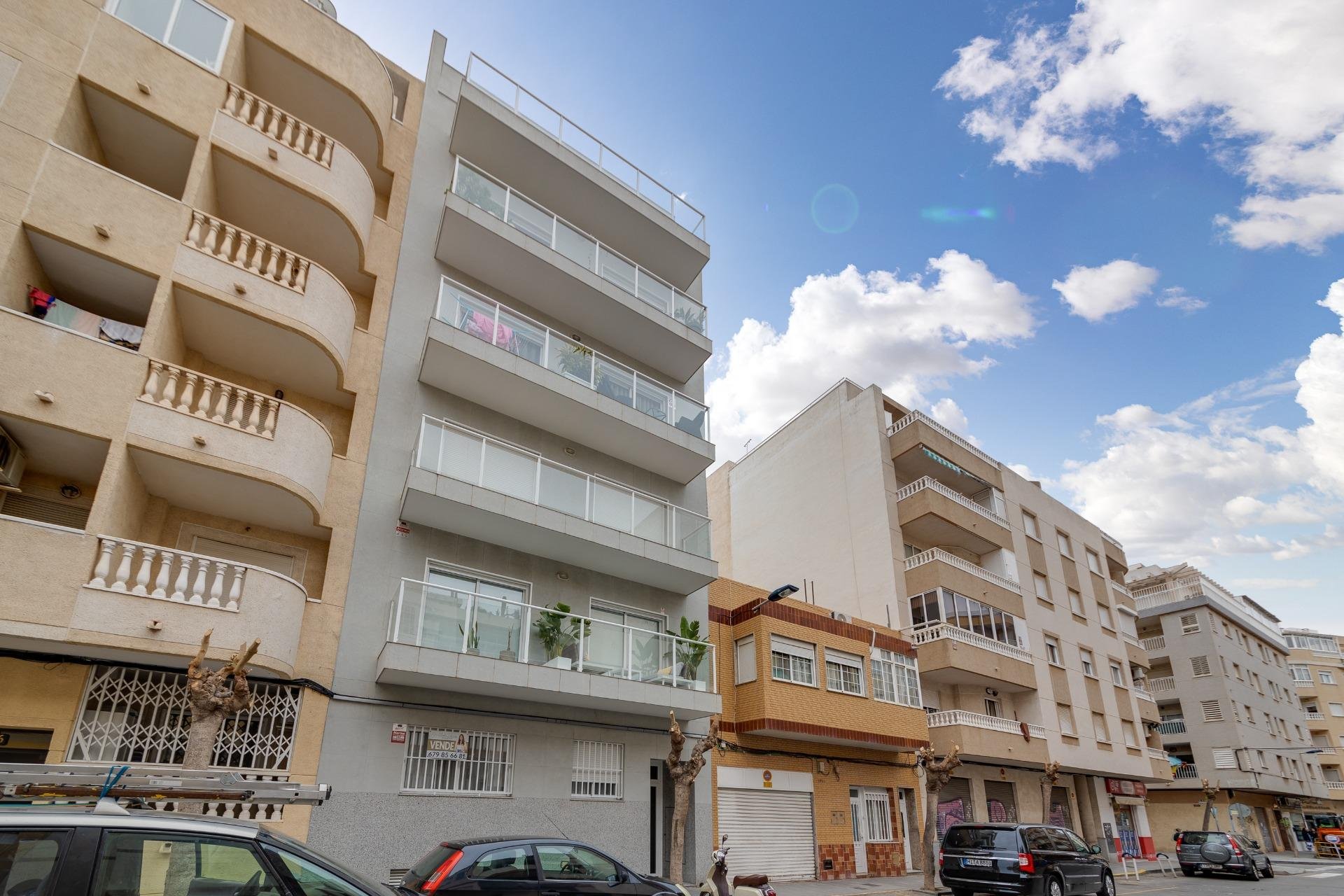 Resale - Apartamento - Torrevieja - Playa del Cura