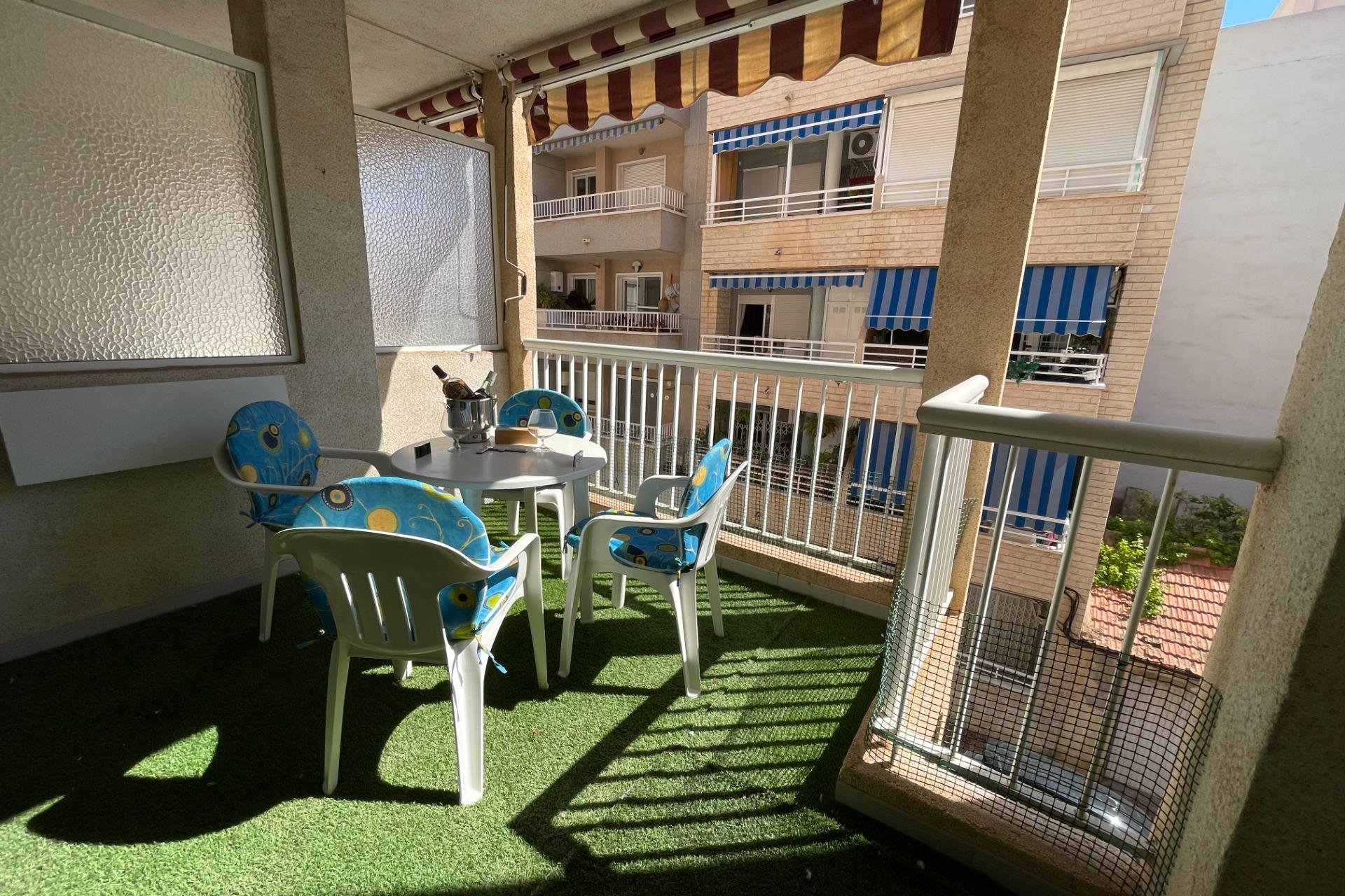 Resale - Apartamento - Torrevieja - Playa del Cura