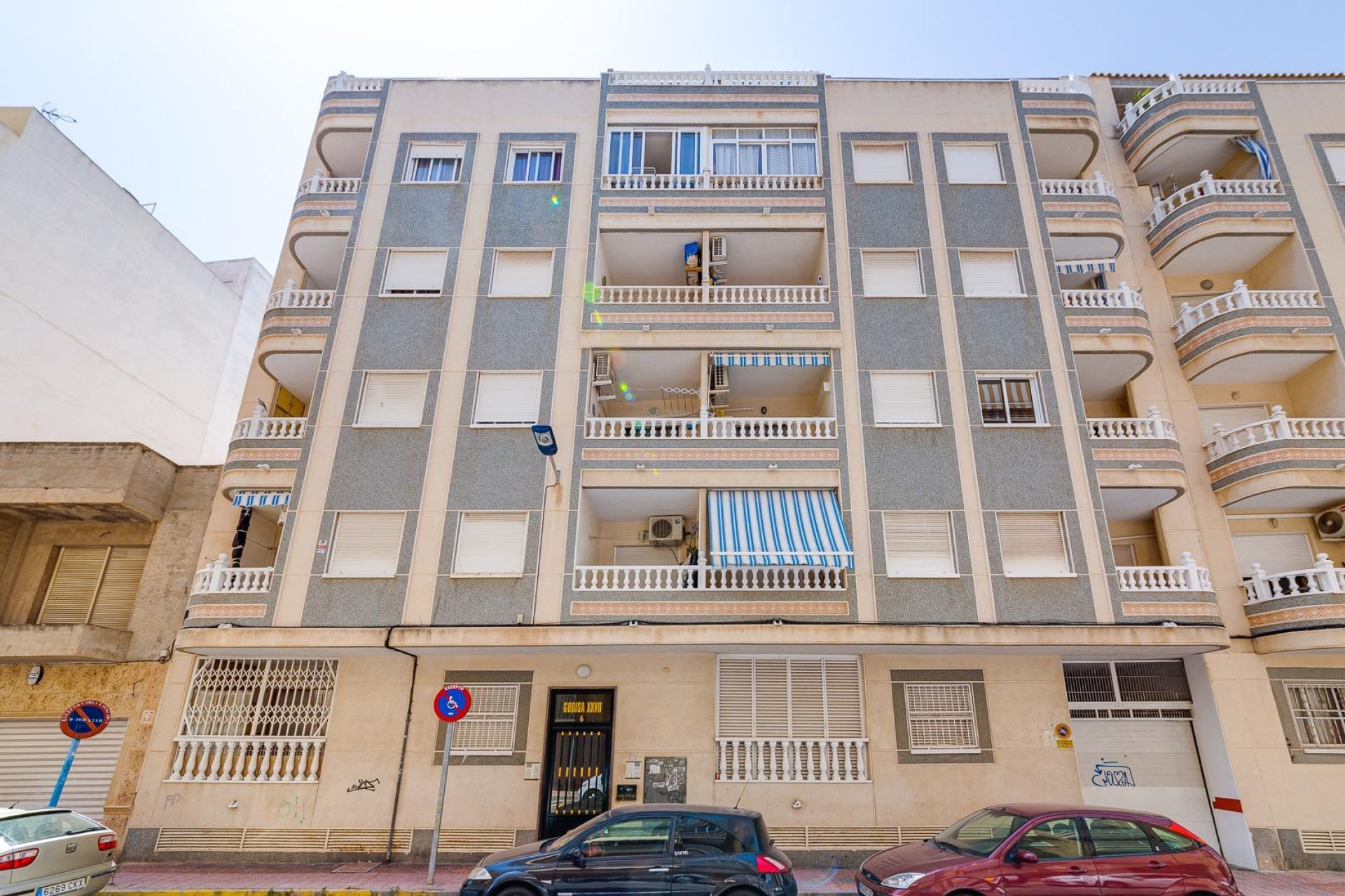 Resale - Apartamento - Torrevieja - Playa del Cura