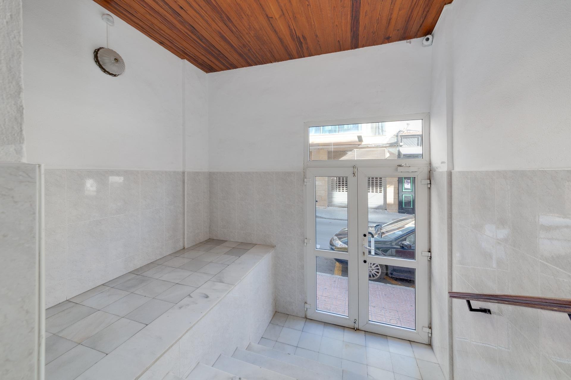 Resale - Apartamento - Torrevieja - Playa del Cura