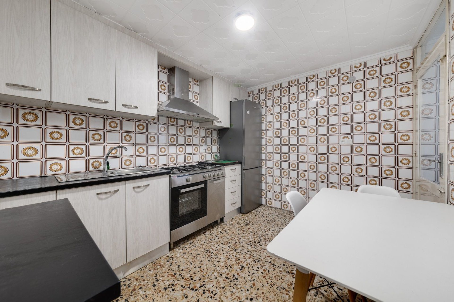 Resale - Apartamento - Torrevieja - Playa del Cura