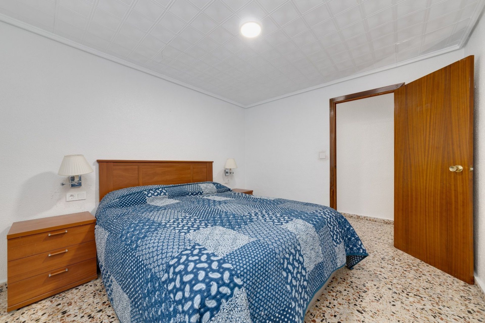 Resale - Apartamento - Torrevieja - Playa del Cura