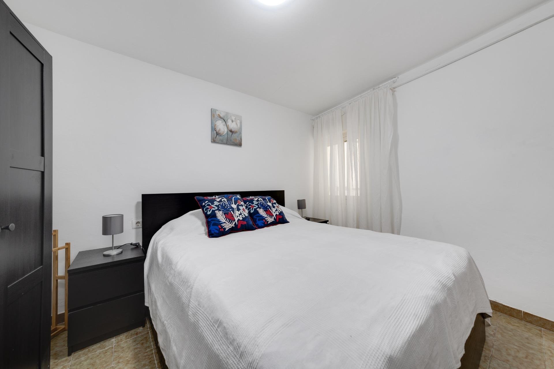 Resale - Apartamento - Torrevieja - Playa del Cura