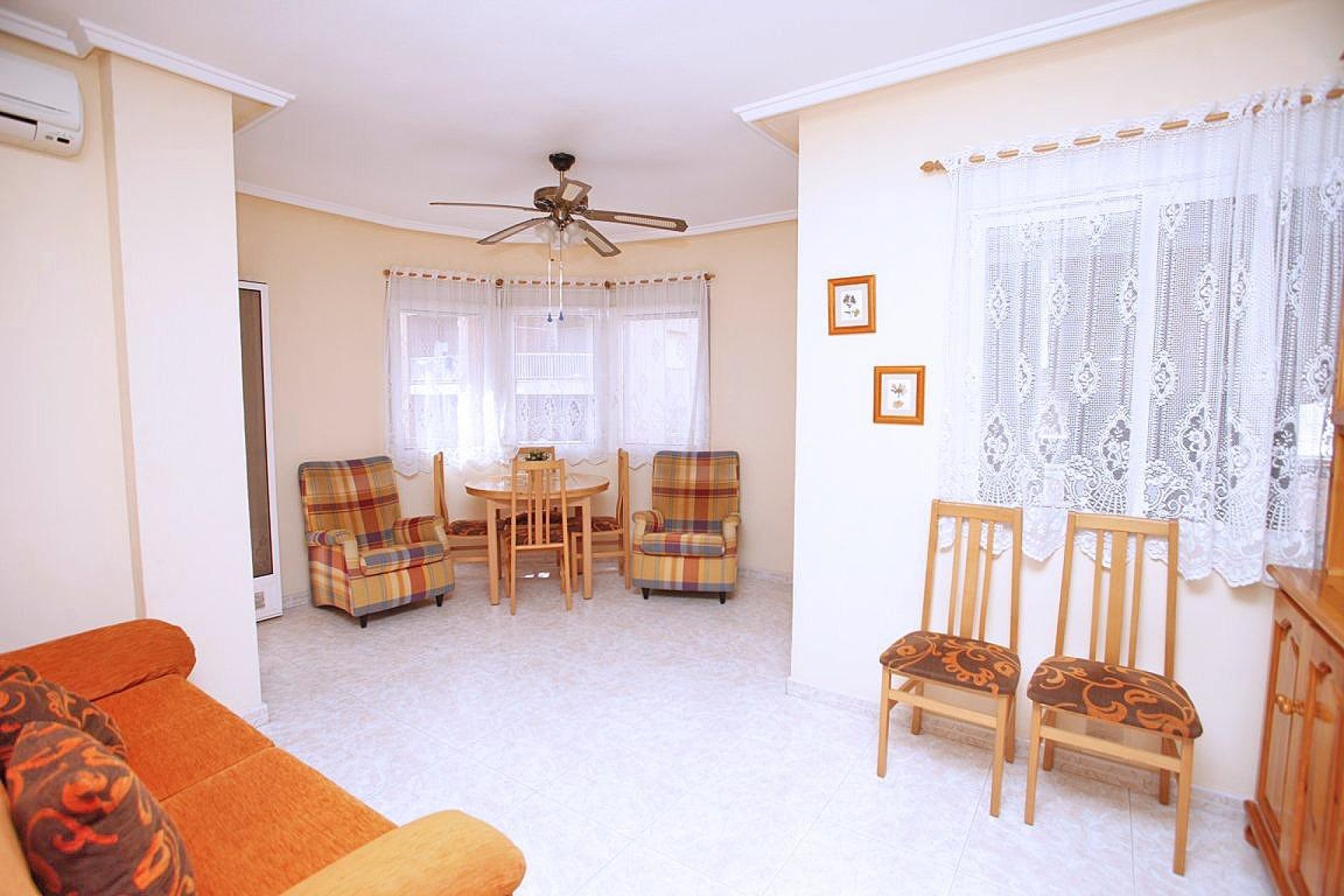 Resale - Apartamento - Torrevieja - Playa del Cura