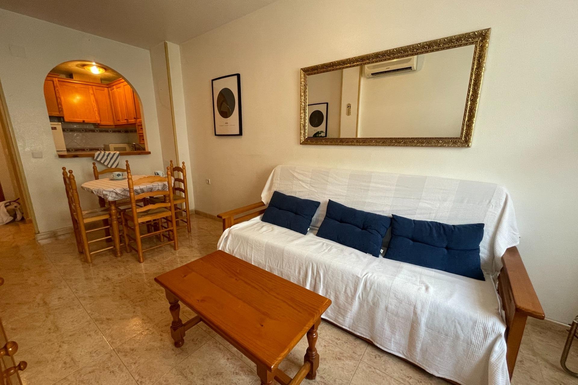 Resale - Apartamento - Torrevieja - Playa del Cura