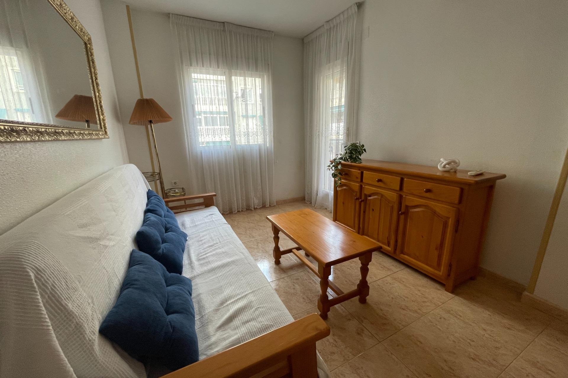 Resale - Apartamento - Torrevieja - Playa del Cura