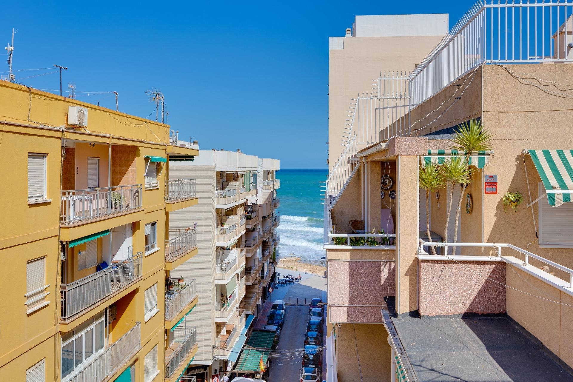 Resale - Apartamento - Torrevieja - Playa del Cura