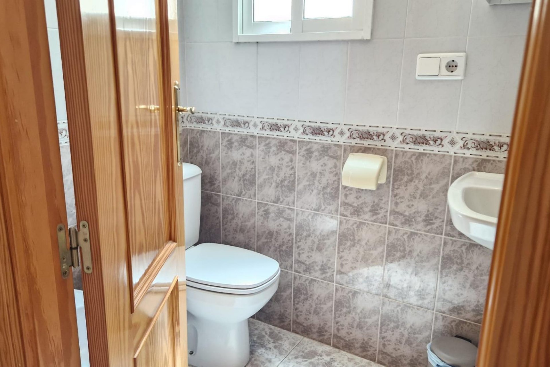 Resale - Apartamento - Torrevieja - Playa del Cura