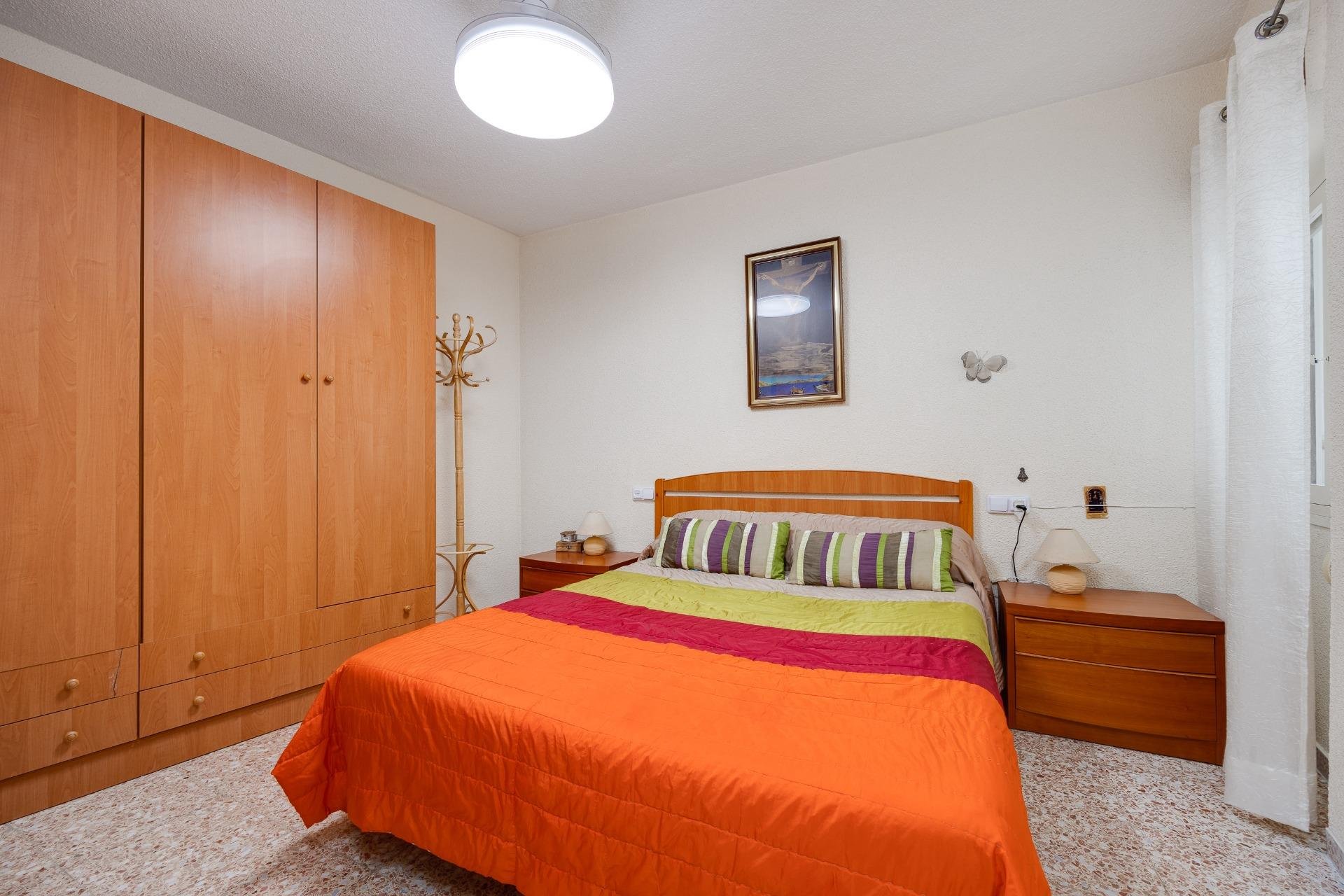 Resale - Apartamento - Torrevieja - Playa del Cura