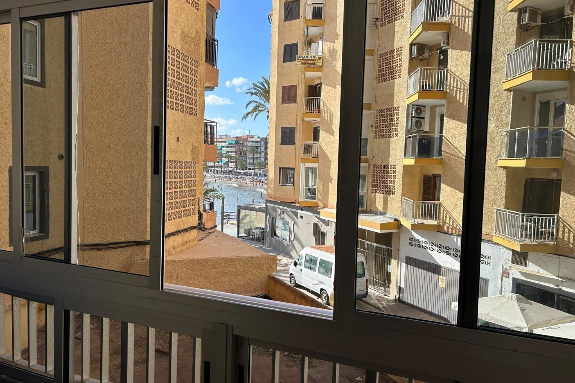 Resale - Apartamento - Torrevieja - Playa del Cura