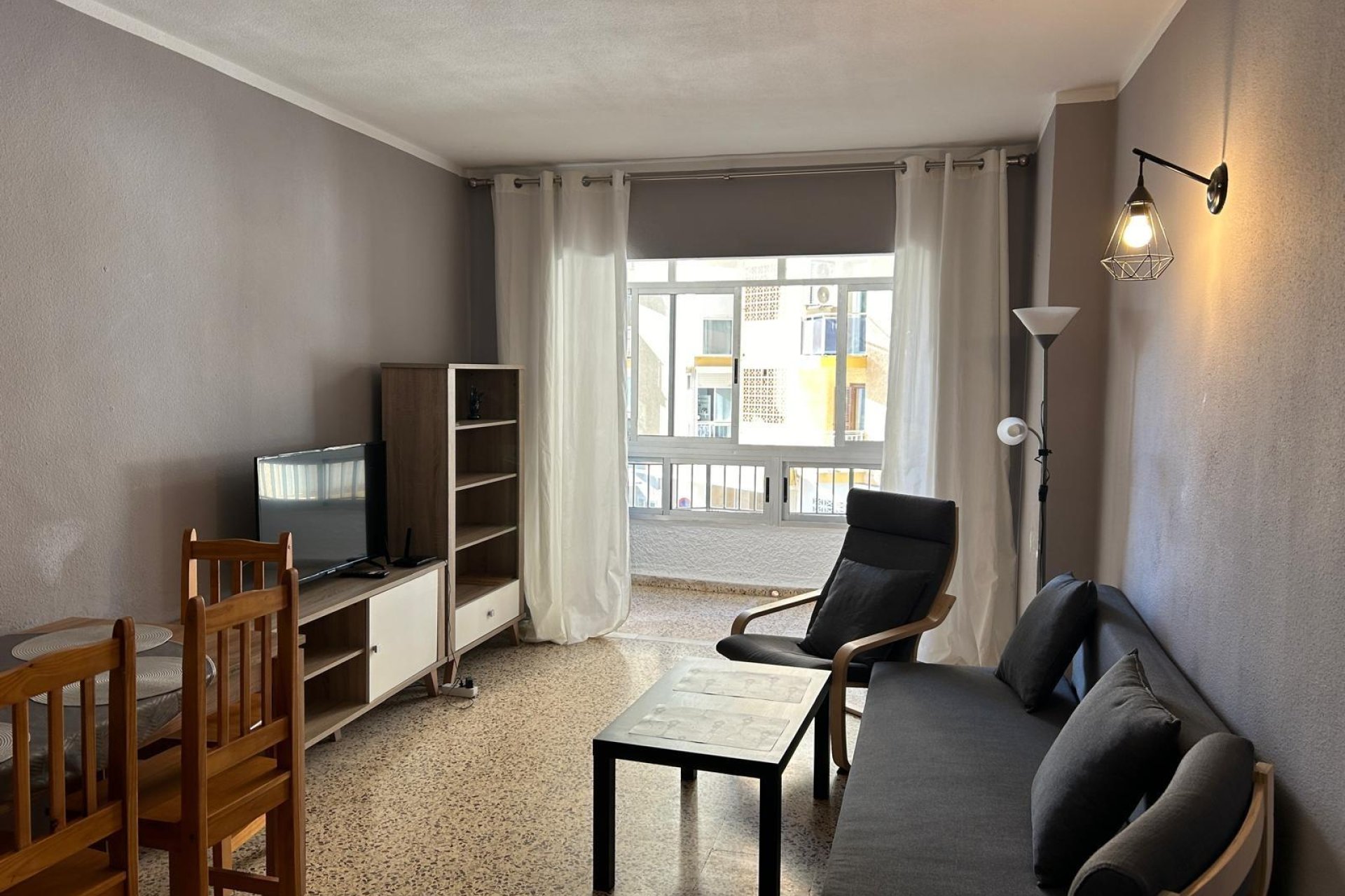 Resale - Apartamento - Torrevieja - Playa del Cura