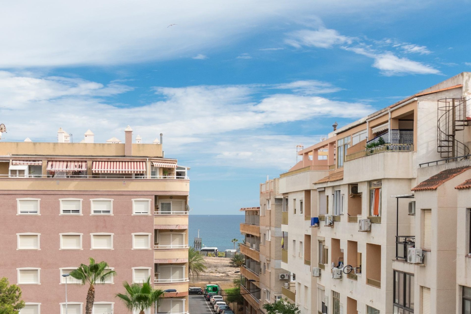 Resale - Apartamento - Torrevieja - Playa del Cura