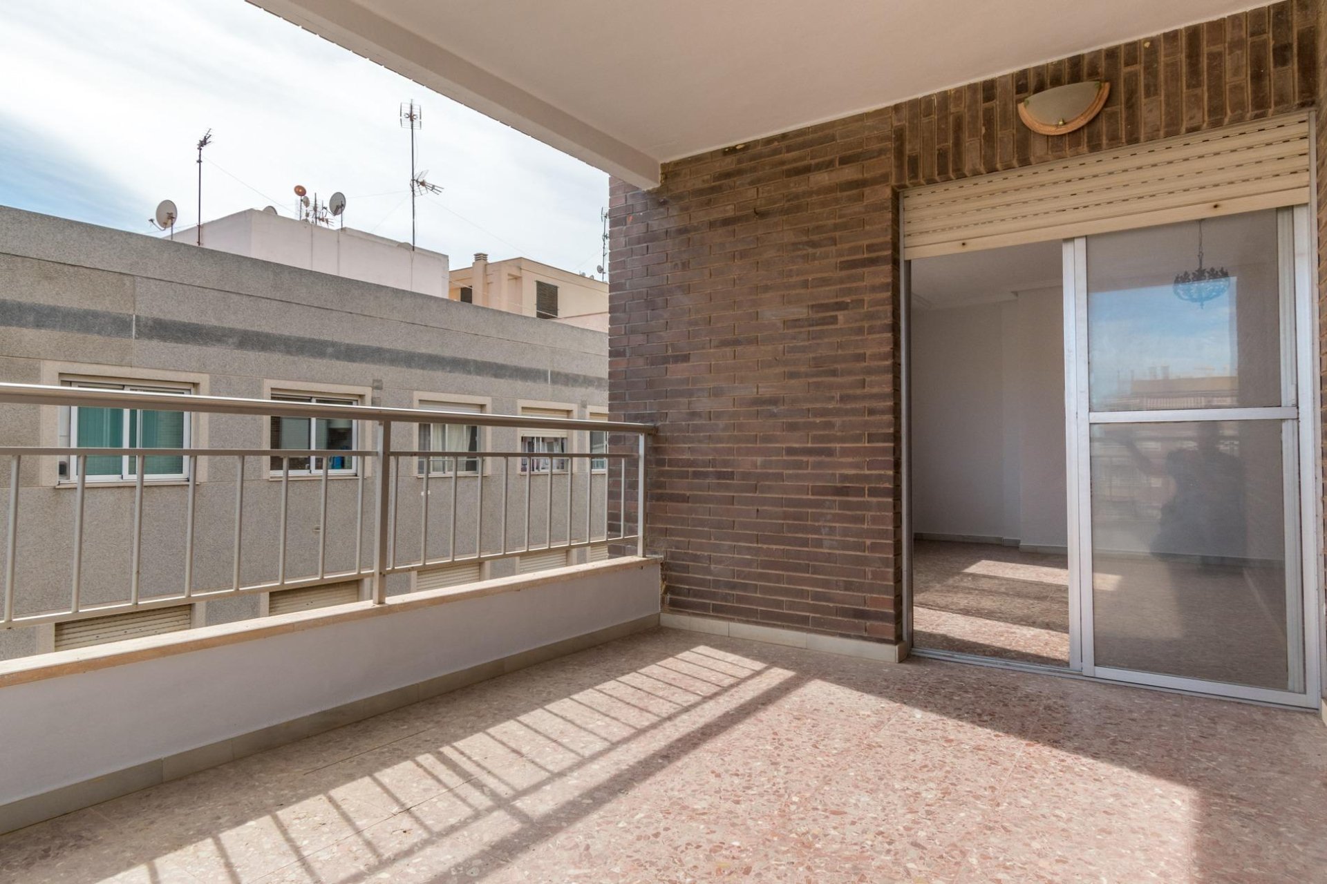 Resale - Apartamento - Torrevieja - Playa del Cura