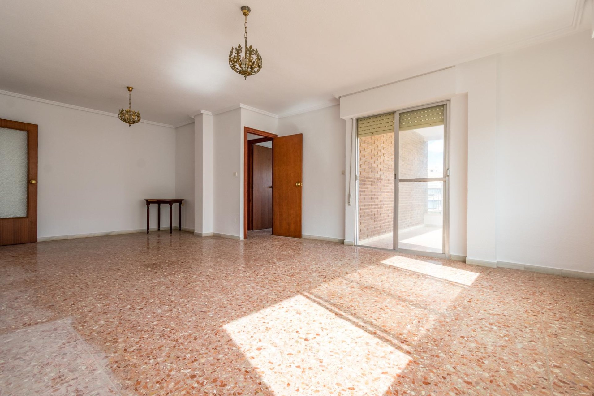 Resale - Apartamento - Torrevieja - Playa del Cura