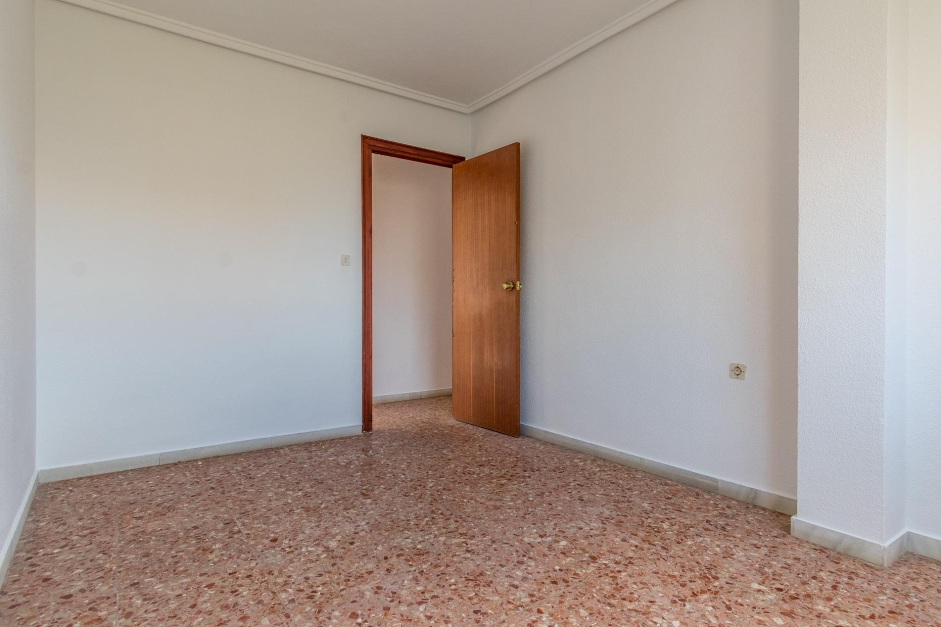 Resale - Apartamento - Torrevieja - Playa del Cura