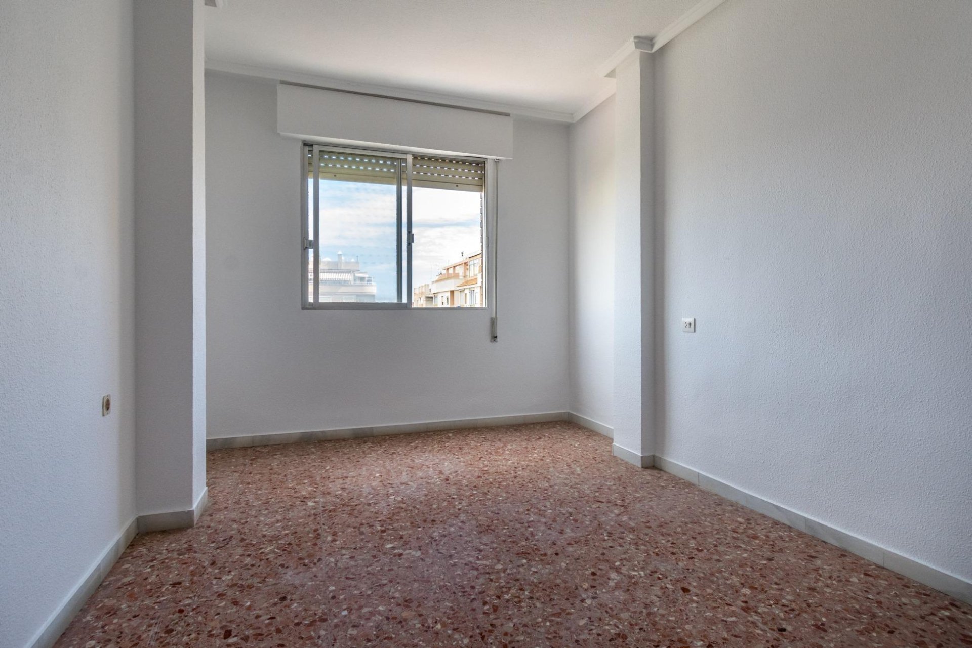 Resale - Apartamento - Torrevieja - Playa del Cura