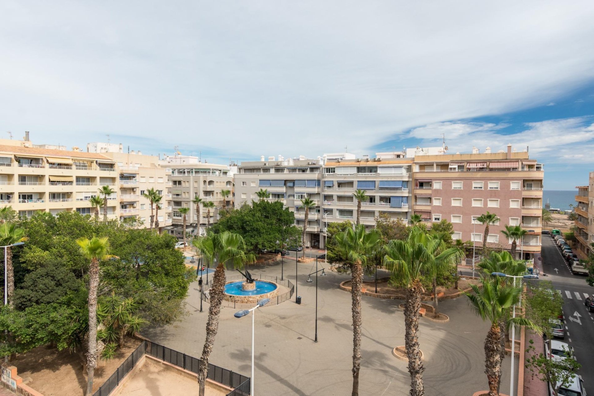 Resale - Apartamento - Torrevieja - Playa del Cura